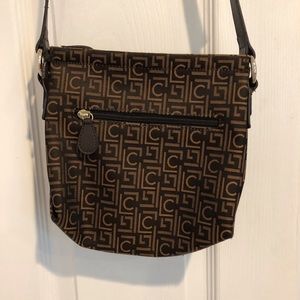 Liz Claiborne pocketbook and wallet set